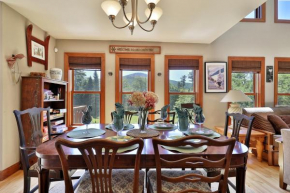 Cortina Mountain Chalet - Outdoor Hot Tub - Close to Pico and Killington Mountains home